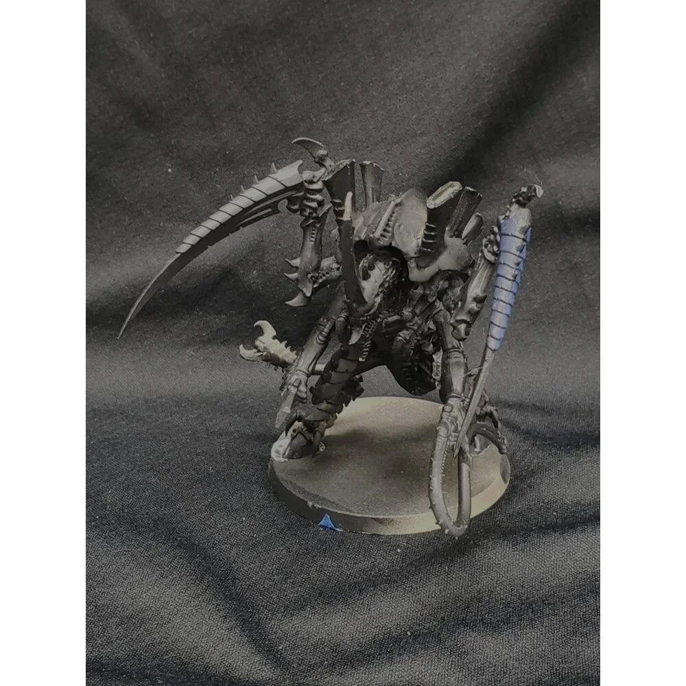 Warhammer 40k Tyranids Hive Tyrant w Whip & Sword Assembled Metal Plastic HT1 - Picture 2 of 7